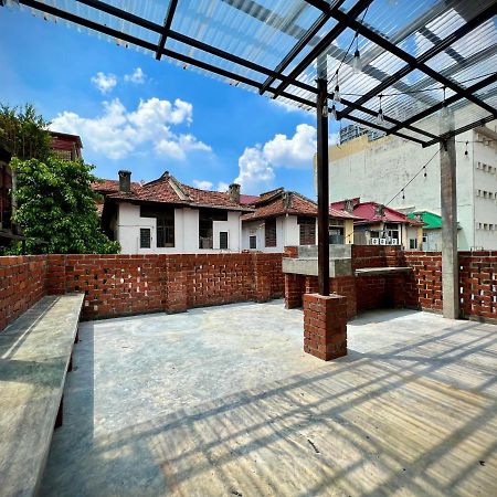 Dosomething Guest House 8 Ipoh Buitenkant foto